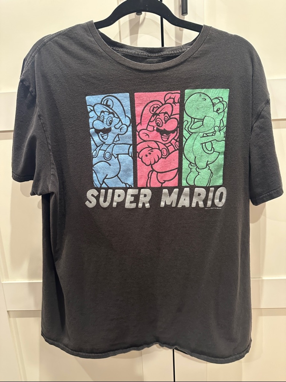 Black Super Mario Black Graphic Tee Size XL 100% Cotton